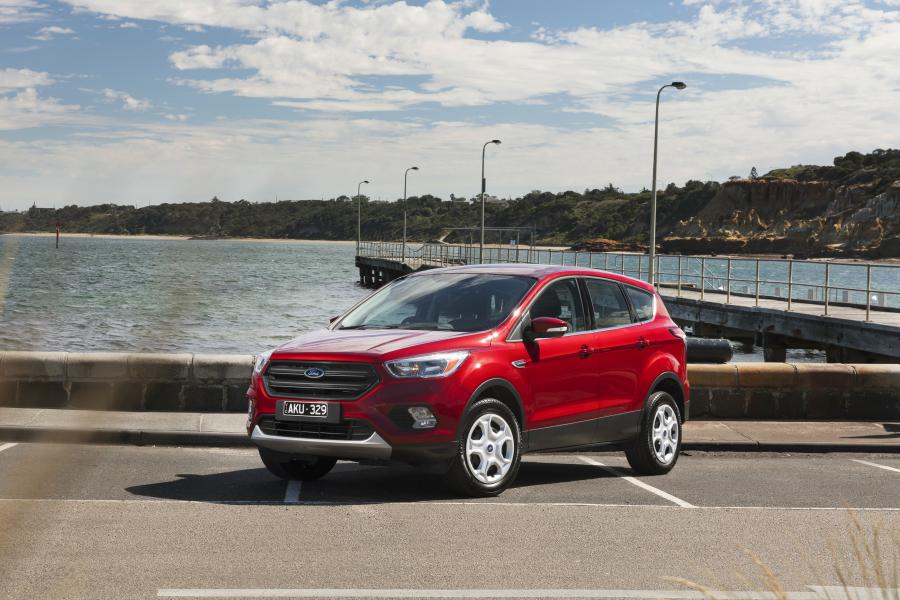  Ford Escape Ambinente 2016 года  (AU) (фото 5 из 14)